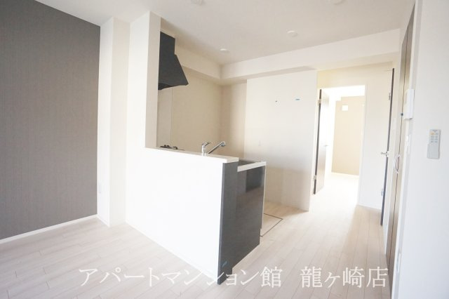 irie life (アイリーライフ）の内装