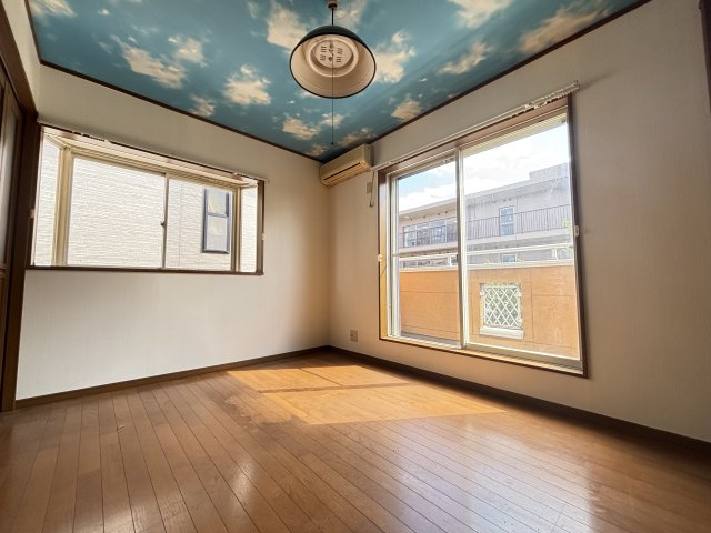 市川市稲越１丁目　中古戸建の洋室