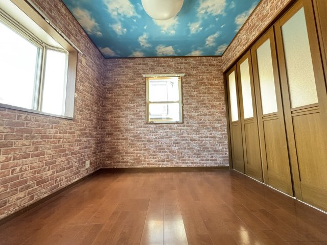 市川市稲越１丁目　中古戸建の洋室