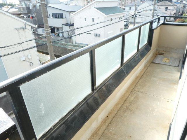 サンハイツ高司の玄関