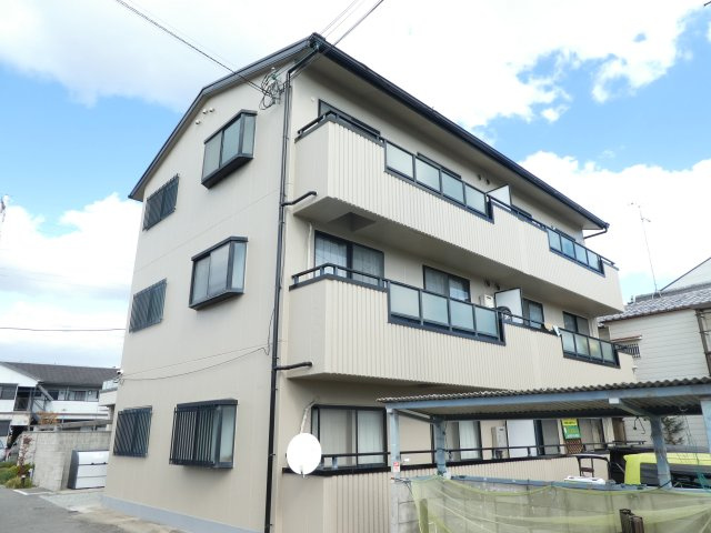 サンハイツ高司の外観