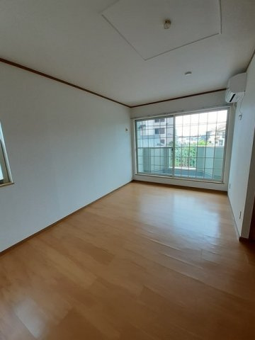 クレストール２１の居間・リビング|ゆったり過ごせる居間です