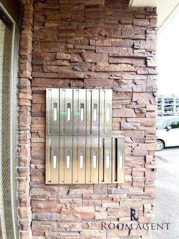 プレミアコート星ヶ丘のエントランス