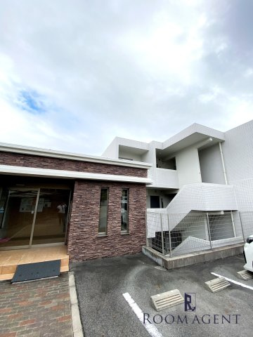 プレミアコート星ヶ丘の外観