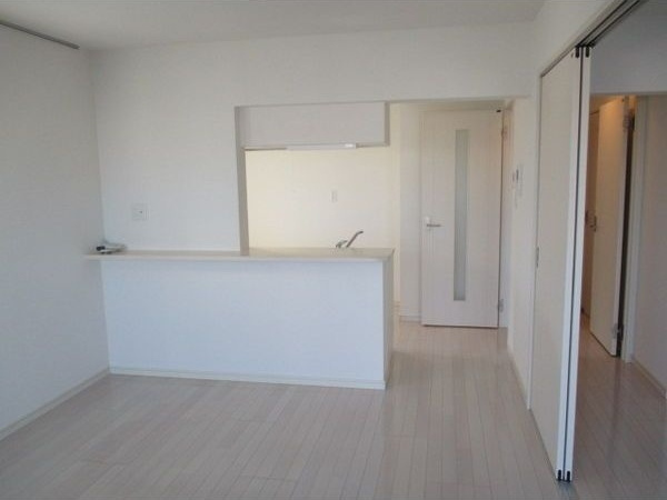 プレミアコート星ヶ丘の居間・リビング