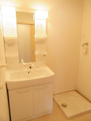 クレメントの洗面所|スペースが確保できる洗面所です