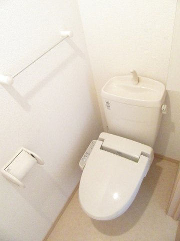 クレメントのトイレ|ゆったりとした空間のトイレです
