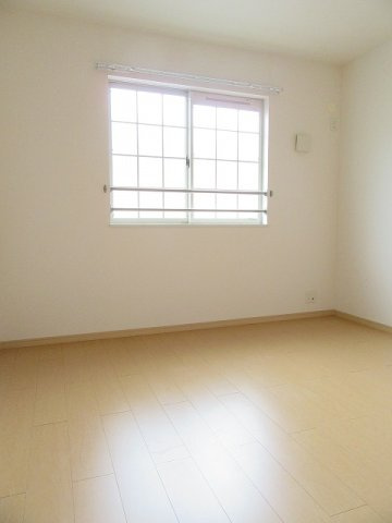 クレメントの内装|明るい室内です