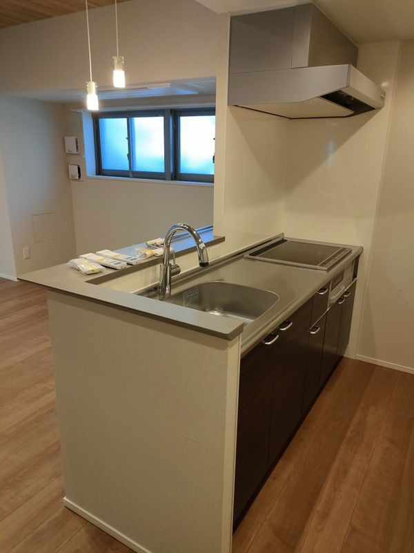 プレミアム長瀬駅前のキッチン