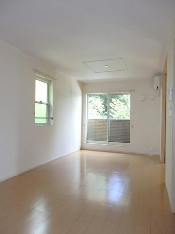 フォーリストクスジⅣの居間・リビング|使いやすい居間です