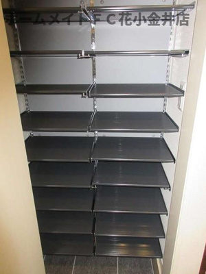 【玄関】 | フィーカJ棟 | 写真はイメージです