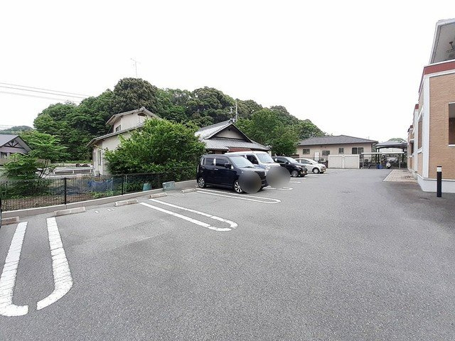 アートハウス２５・Ｂの駐車場|駐車場完備です