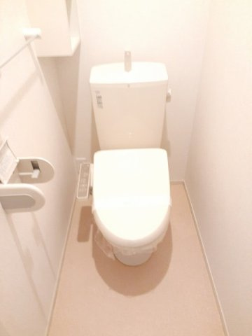 リバーサイドレジデンスＣのトイレ|落ち着いたトイレです