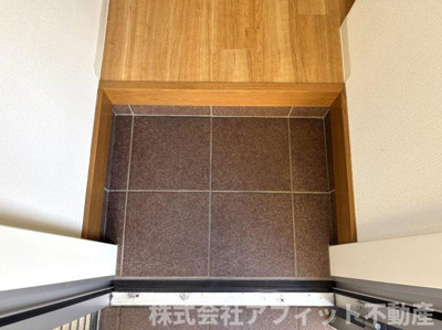 【エントランス】 | アシンプトートB棟