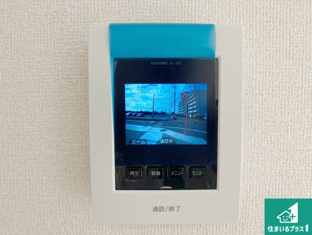 姫路市大津区天神町　新築一戸建ての防犯設備|カラーモニターインターホン！声だけでなく来訪者の姿や顔がモニターで確認できるので、小さなお子様がいらっしゃるご家庭でも安心できます！