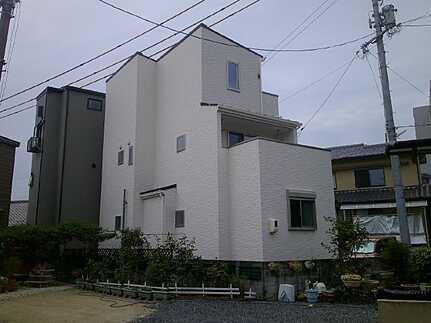 府中町八幡2丁目の外観
