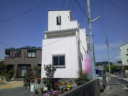府中町八幡2丁目の外観