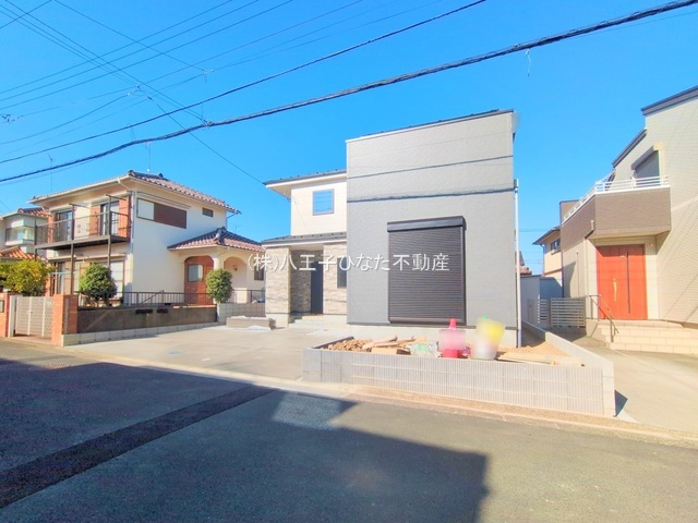 祝　成約済み　八王子市　北野台　新築戸建て　２９期の外観|～仲介手数料無料☆八王子ひなた不動産～　八王子市北野台　新築戸建て