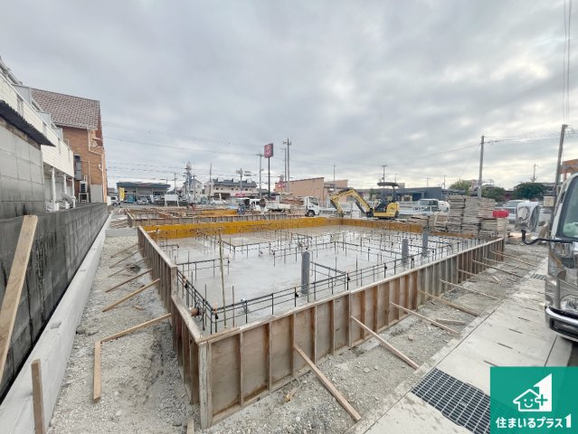 姫路市大津区天神町　新築一戸建ての外観|周辺は落ち着いた街並みの住宅地！子育てがしやすい住環境です！まだ未完成ですが、現地でしかわからない事もございます。是非一度ご覧ください。