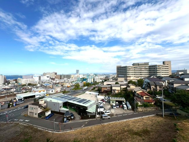 ＪＲ＆京阪の２沿線利用可◆７階部分につき眺望良好◆収納豊富な間取り◆シャルマンコーポ大津のぞみケ丘の展望|物件からの眺望