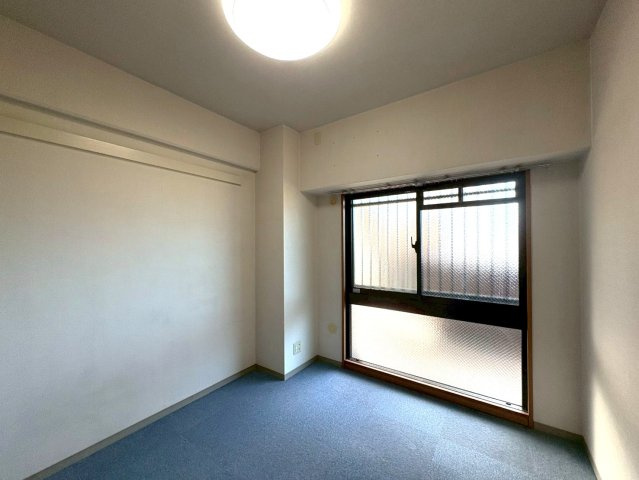 ＪＲ＆京阪の２沿線利用可◆７階部分につき眺望良好◆収納豊富な間取り◆シャルマンコーポ大津のぞみケ丘の洋室|洋室