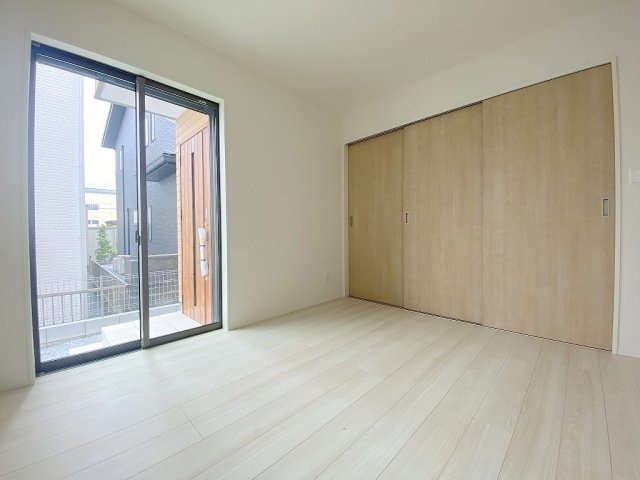 三郷市彦成1丁目　新築戸建　全2棟　2号棟の玄関|同施工会社の参考写真になります。