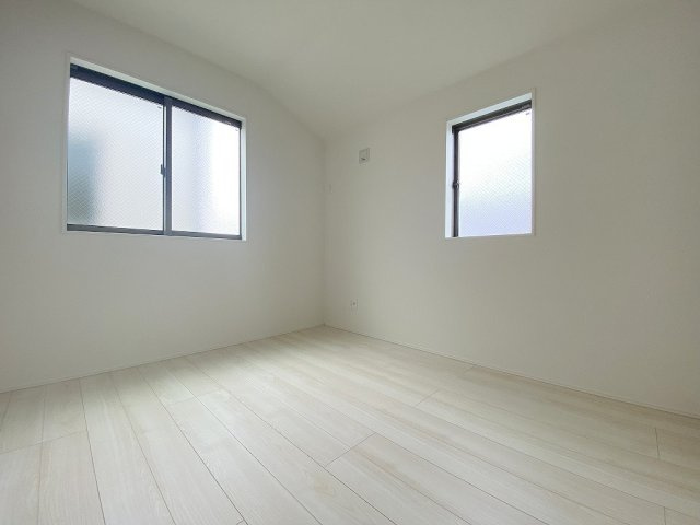 三郷市彦成1丁目　新築戸建　全2棟　2号棟の洋室|同施工会社の参考写真になります。