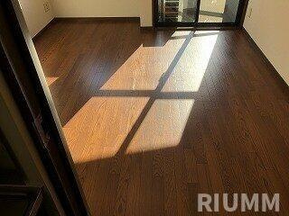 【居間・リビング】 | ロイヤルアメニティー新宿