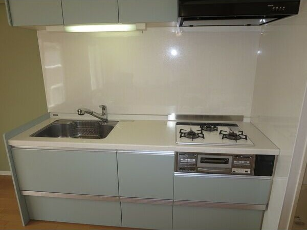 ピオーネ覚王山のキッチン