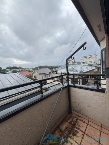 平塚市片岡　中古戸建のバルコニー