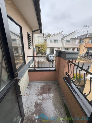 平塚市片岡　中古戸建のバルコニー