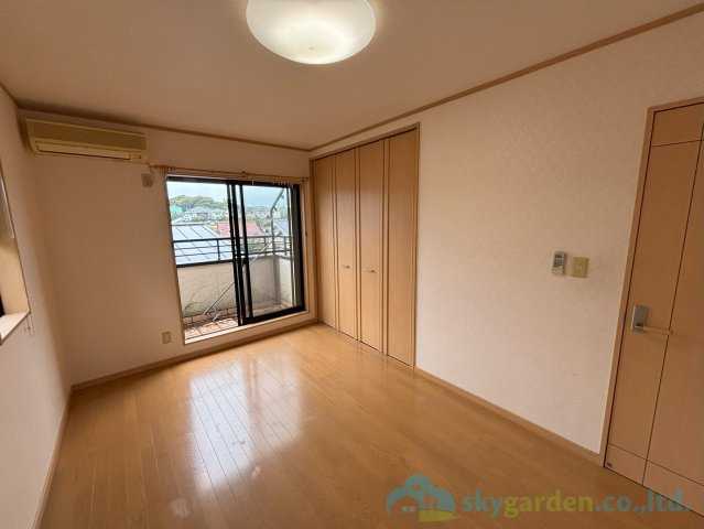 平塚市片岡　中古戸建の寝室