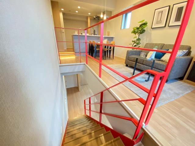 プレミアム長瀬駅前の居間・リビング