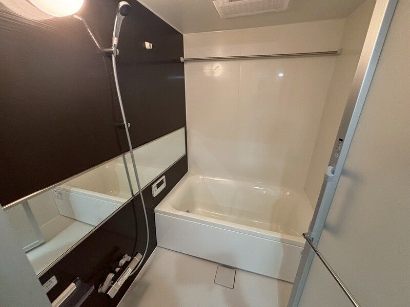 プレミアム長瀬駅前の浴室