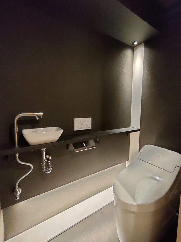 プレミアム長瀬駅前のトイレ