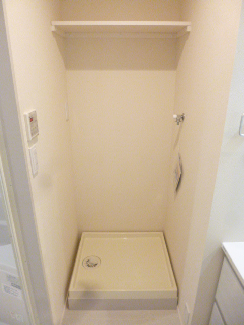 ＧＲＡＮＤＥ　ＮＩＮＥの内装|洗濯機置き場