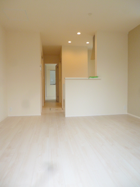 ＧＲＡＮＤＥ　ＮＩＮＥの居間・リビング|リビング