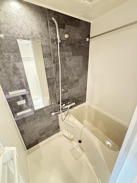 ＳＵＩ浅草の浴室