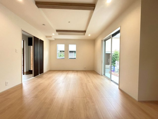 練馬区大泉学園町６丁目　新築一戸建　西武池袋線　大泉学園の居間・リビング