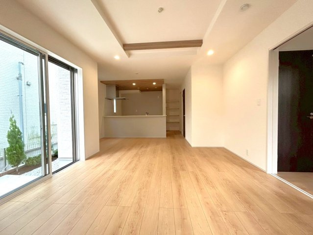 練馬区大泉学園町６丁目　新築一戸建　西武池袋線　大泉学園の居間・リビング