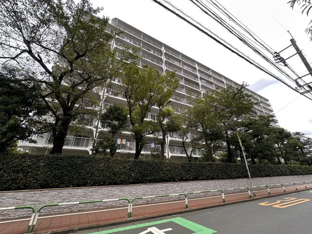 南千住スカイハイツの外観