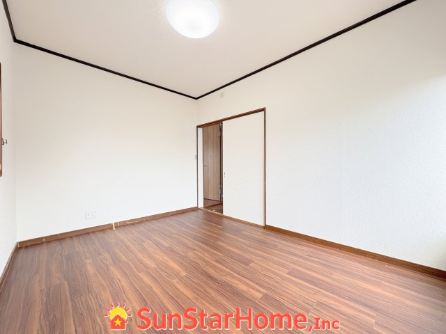 【サンスターホーム】武蔵村山市岸3丁目　中古リフォーム戸建の洋室
