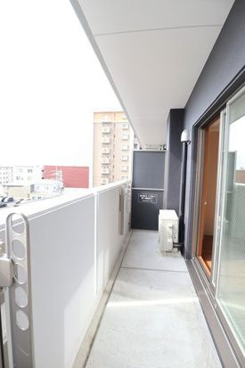 ビアンコネロのバルコニー|落ち着いた時間を過ごせるバルコニーです