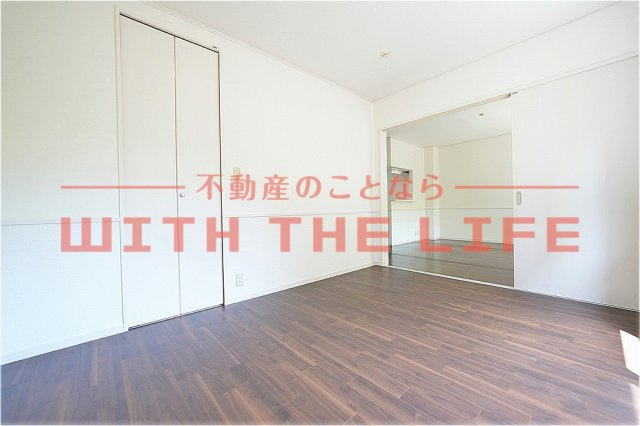 ルーチェ善導寺【キャッシュバック対象】の洋室|広々とした洋室です
