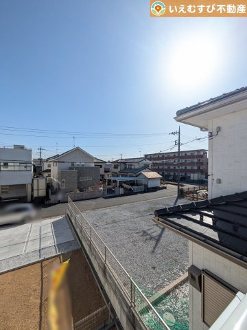 Livele Garden.S　深谷上柴町西第5の展望|高い建物が無く開放感のある展望
バルコニーからの展望も開けていて閑静な住宅地が望めます。日当りも良いですね♪