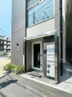 アラート銀座イーストのエントランス