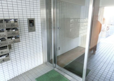 【エントランス】 | ラフィネ西荻