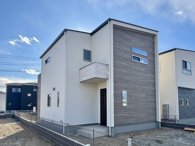 ワイウッドコート伊勢崎市境米岡第2期の画像