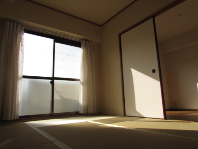 メゾンブランシェの和室|日本らしい落ち着いた雰囲気の和室です