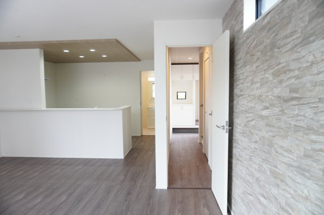 越谷市宮本町4丁目 新築分譲住宅の居間・リビング